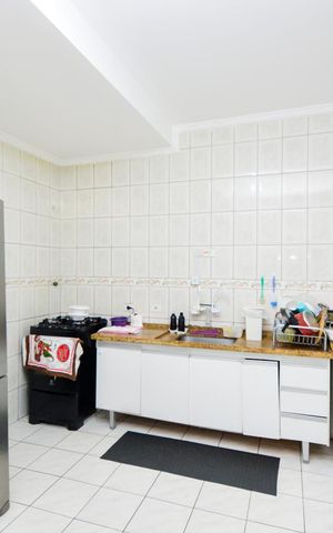 Casa à venda com 132m², 2 quartos e 2 vagasCozinha