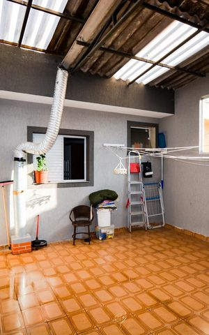 Casa à venda com 132m², 2 quartos e 2 vagasÁrea de Serviço