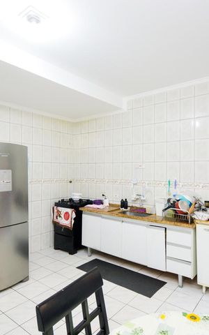 Casa à venda com 132m², 2 quartos e 2 vagasCozinha