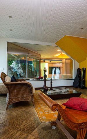 Casa à venda com 300m², 3 quartos e 4 vagas