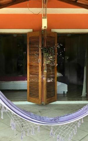 Casa à venda com 140m², 3 quartos e 2 vagas