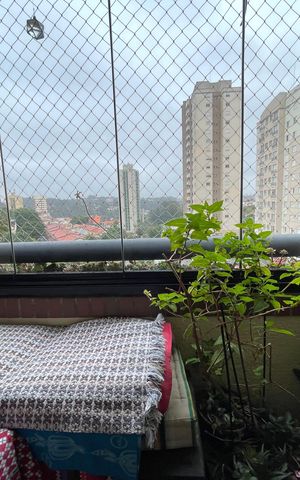 Apartamento para alugar com 48m², 2 quartos e 1 vaga Apartamento para alugar com 48m², 2 quartos e 1 vagaVaranda