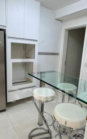 Apartamento à venda com 320m², 4 quartos e 4 vagas