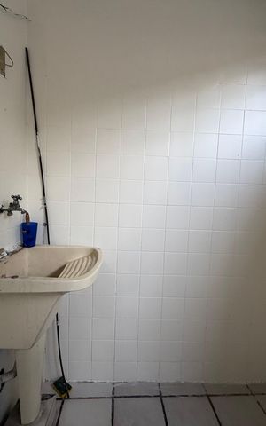 Casa à venda com 140m², 3 quartos e 1 vagaÁrea de serviço 