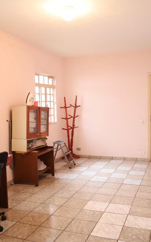 Casa à venda com 248m², 4 quartos e 2 vagasQuarto 4