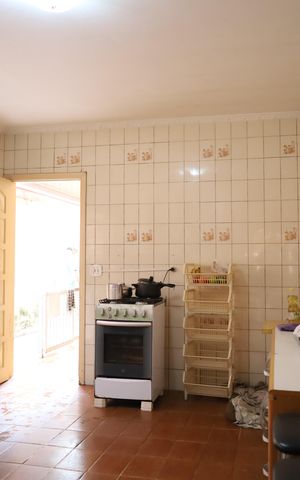 Casa à venda com 248m², 4 quartos e 2 vagasCozinha