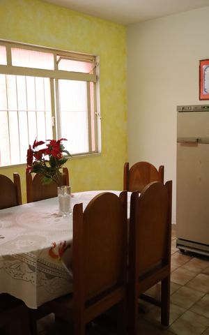 Casa à venda com 248m², 4 quartos e 2 vagasSala de jantar