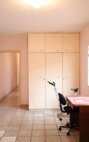 Casa à venda com 248m², 4 quartos e 2 vagasQuarto 4