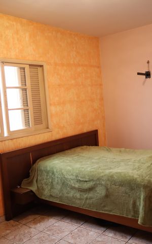 Casa à venda com 248m², 4 quartos e 2 vagasSuíte