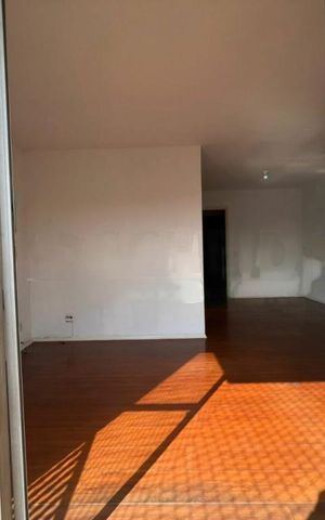 Apartamento à venda com 83m², 2 quartos e sem vaga