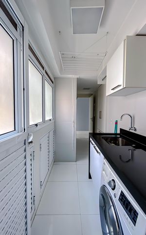 Apartamento para alugar com 178m², 2 quartos e 4 vagasÁrea de Serviço