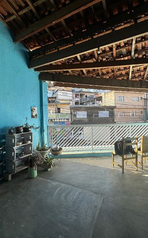 Casa à venda com 250m², 3 quartos e 2 vagas Casa à venda com 250m², 3 quartos e 2 vagasVaranda da Sala