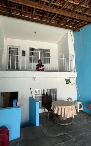Casa à venda com 250m², 3 quartos e 2 vagas Casa à venda com 250m², 3 quartos e 2 vagasQuintal