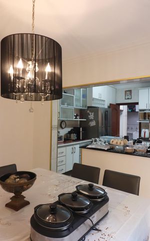 Casa à venda com 210m², 3 quartos e 4 vagasCopa 