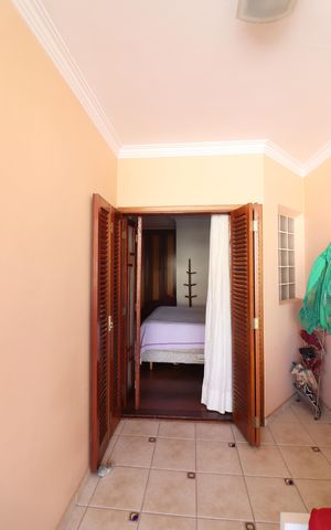 Casa à venda com 210m², 3 quartos e 4 vagasSala 2 Sacada 