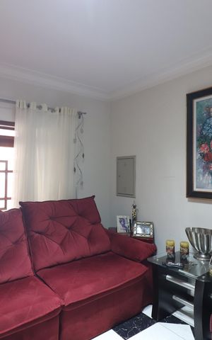 Casa à venda com 210m², 3 quartos e 4 vagasSala 