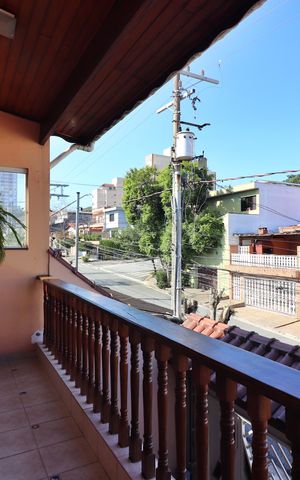 Casa à venda com 210m², 3 quartos e 4 vagasSala 2 Sacada 