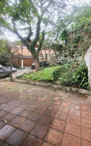 Casa à venda com 211m², 3 quartos e 4 vagas