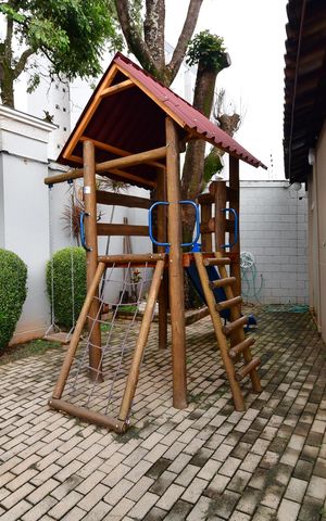 Casa de condomínio à venda com 155m², 3 quartos e 3 vagasÁrea comum - Playground