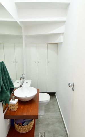 Casa de condomínio à venda com 155m², 3 quartos e 3 vagasLavabo