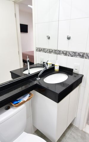 Casa de condomínio à venda com 155m², 3 quartos e 3 vagasBanheiro Suíte