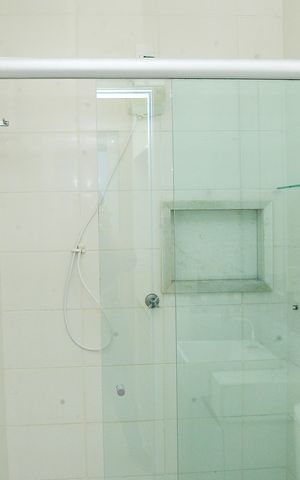 Apartamento à venda com 100m², 2 quartos e 2 vagas Apartamento à venda com 100m², 2 quartos e 2 vagasBanheiro