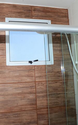 Apartamento à venda com 100m², 2 quartos e 2 vagas Apartamento à venda com 100m², 2 quartos e 2 vagasBanheiro