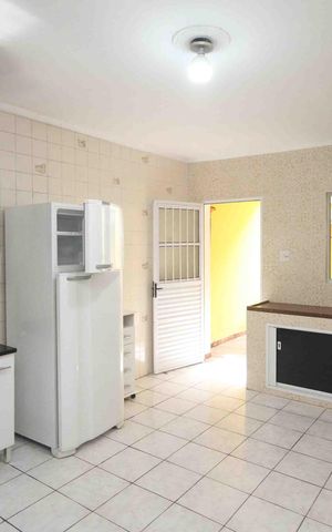 Casa para alugar com 146m², 2 quartos e 1 vaga Casa para alugar com 146m², 2 quartos e 1 vagaCozinha