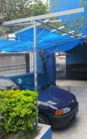 Casa à venda com 202m², 4 quartos e 4 vagas
