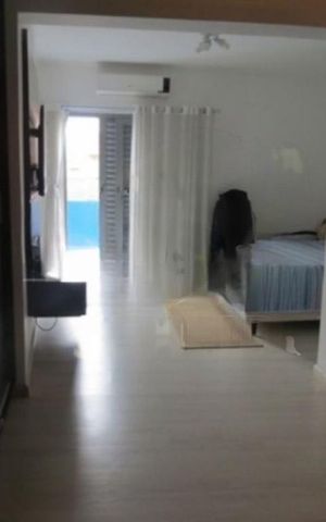 Casa à venda com 202m², 4 quartos e 4 vagas
