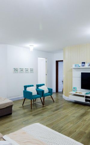 Casa à venda com 340m², 6 quartos e 4 vagasSala