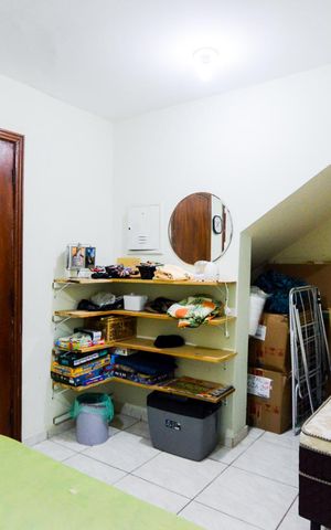 Casa à venda com 340m², 6 quartos e 4 vagasQuarto de hóspedes 