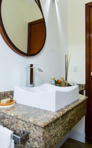 Casa à venda com 340m², 6 quartos e 4 vagasLavabo