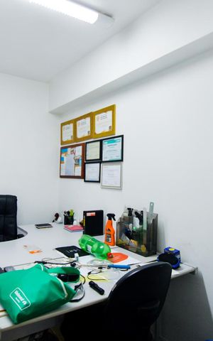 Casa à venda com 340m², 6 quartos e 4 vagasEscritório