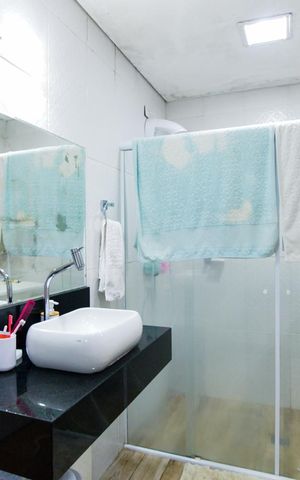 Casa à venda com 340m², 6 quartos e 4 vagasBanheiro social