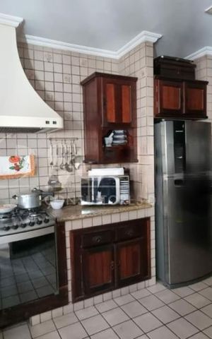 Casa à venda com 450m², 4 quartos e 4 vagas