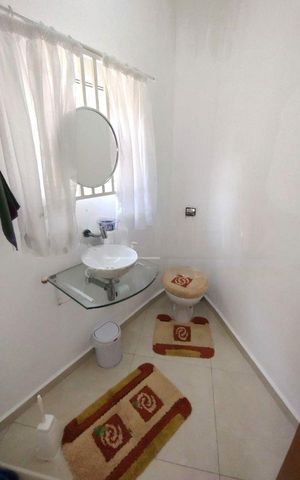 Casa à venda com 135m², 3 quartos e 2 vagas