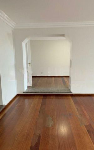 Apartamento à venda com 309m², 4 quartos e 4 vagas