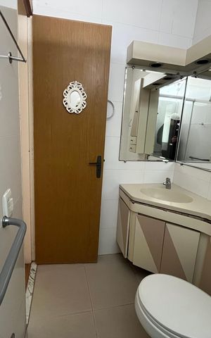 Apartamento à venda com 49m², 2 quartos e 1 vaga Apartamento à venda com 49m², 2 quartos e 1 vagaBanheiro