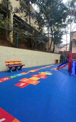 Apartamento à venda com 49m², 2 quartos e 1 vaga Apartamento à venda com 49m², 2 quartos e 1 vagaÁrea comum - Playground