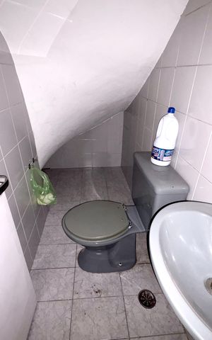 Casa à venda com 150m², 3 quartos e 1 vaga Casa à venda com 150m², 3 quartos e 1 vagaLavabo