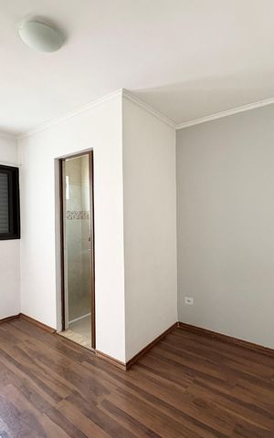 Casa à venda com 150m², 3 quartos e 1 vaga Casa à venda com 150m², 3 quartos e 1 vagaSuíte