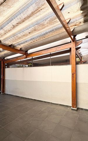 Casa à venda com 150m², 3 quartos e 1 vaga Casa à venda com 150m², 3 quartos e 1 vagaGaragem