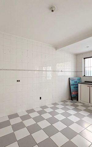 Casa à venda com 150m², 3 quartos e 1 vaga Casa à venda com 150m², 3 quartos e 1 vagaCozinha