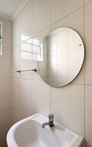 Casa à venda com 150m², 3 quartos e 1 vaga Casa à venda com 150m², 3 quartos e 1 vagaBanheiro de serviço