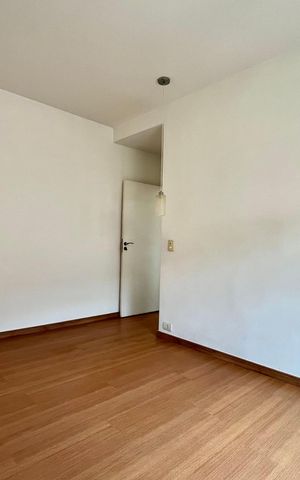Casa à venda com 240m², 3 quartos e 4 vagas Casa à venda com 240m², 3 quartos e 4 vagasSuíte