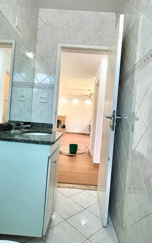 Casa à venda com 240m², 3 quartos e 4 vagas Casa à venda com 240m², 3 quartos e 4 vagasLavabo