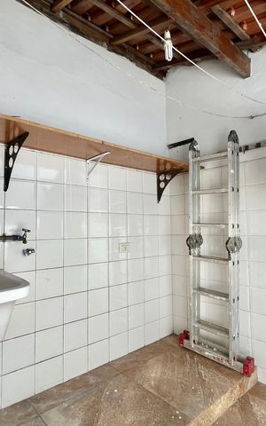 Casa à venda com 240m², 3 quartos e 4 vagas Casa à venda com 240m², 3 quartos e 4 vagasÁrea de Serviço