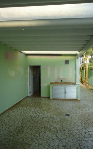 Casa à venda com 149m², 3 quartos e 2 vagas