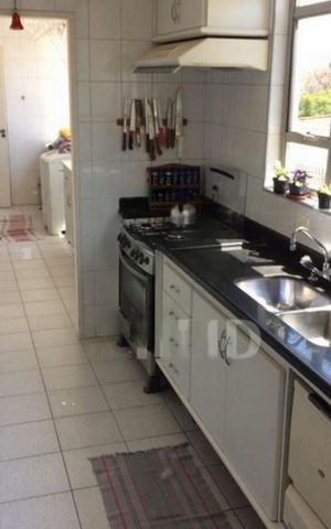 Apartamento à venda com 181m², 4 quartos e 2 vagas